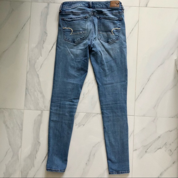 AMERICAN EAGLE light wash jeans - Picture 4 of 6